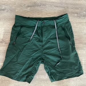 Mack Weldon - Men's Green Shorts